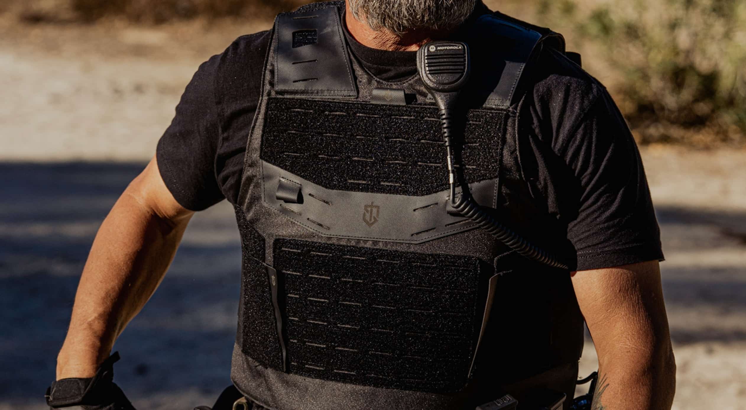 Men waring Skeletac Hybrid Tactical Bulletproof Vest